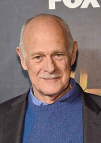 Gerald McRaney
as Carlton Shaw