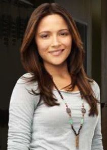 Italia Ricci
as Maggie Winnock