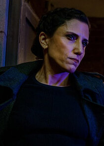 Kadia Saraf
as Detective Claudette Wallace