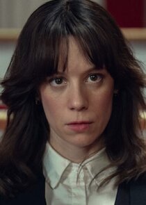 Chloe Pirrie
as Merritt Lingard