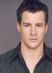 Rich McDonald
as Brad Kellogg