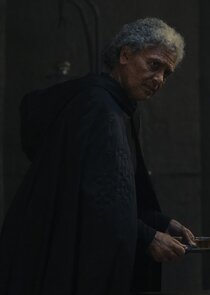 Cathy Tyson
as Raquella Berto-Anirul