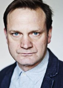 Tom Beard
as Kalle Svedberg