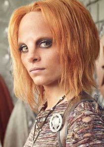 Stephanie Leonidas
as Irisa Nyira