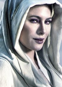 Jaime Murray
as Stahma Tarr