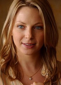 Anastasia Griffith
as Katie Connor