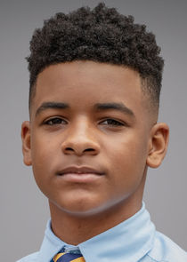 Nathaniel Logan McIntyre
as Seren Kelly