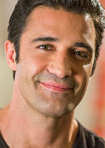 Gilles Marini
as Sebastien