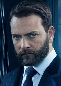 Alessandro Borghi
as Massimo Ruggero