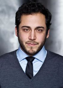 Rodrigo Fernandez-Stoll
as Teacher