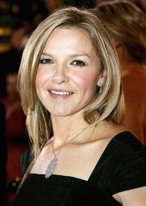 Justine Clarke
as Erica Hodge