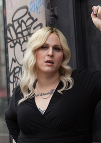 Shakina Nayfack
as Lola