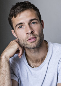 Tom Forbes
as Sextus Pompeius