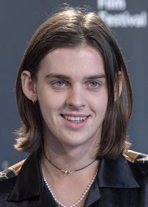 Earl Cave
as Tiberius