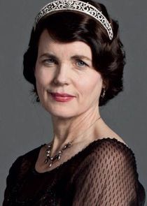 Elizabeth McGovern
as Cora Crawley, Countess of Grantham