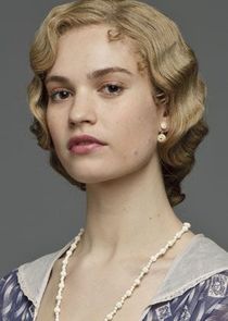 Lily James
as Lady Rose MacClare