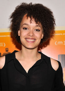 Britne Oldford
as Genevieve