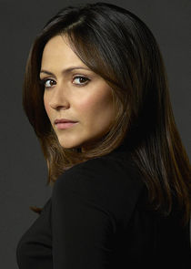 Italia Ricci
as Emily Rhodes