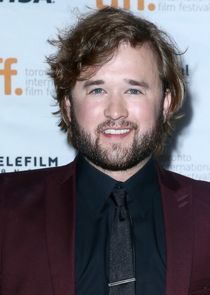 Haley Joel Osment
as Garbage