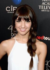 Denyse Tontz
as Nikki Ortiz