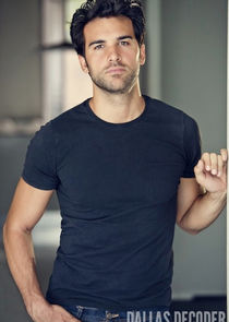 Juan Pablo Di Pace
as Nicolás Treviño