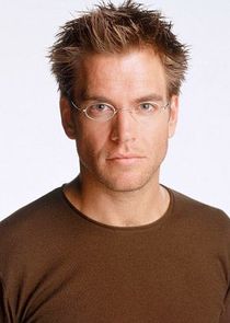 Michael Weatherly
as Logan Cale / Eyes Only