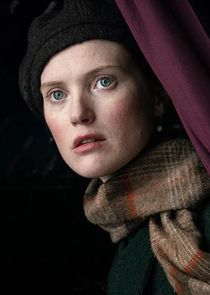 Fleur Geffrier
as Margot Bostal