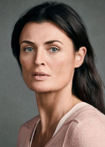 Lyne Renée
as Anna Easton