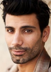 Aldo Mignone
as Pierre