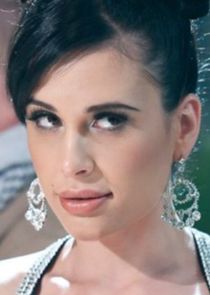 Natasa Ristic
as Ilsa