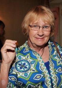 Kathryn Joosten
as Karen McCluskey
