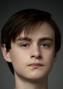 Jaeden Martell
as Jacob Barber