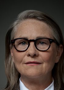Cherry Jones
as Joanna Klein