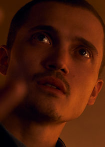 Karl Glusman
as Sergei Pavlov