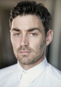 Matthew McNulty
as Steve Campbell