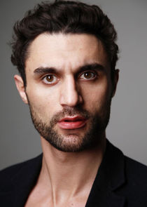 Renato Schuch
as Murathan Canavar