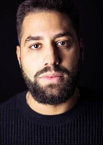 Kais Setti
as Kareem Tarik-Amir