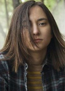 Zelda Williams
as Drew Reeves