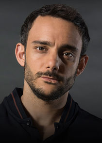 Omid Abtahi
as Amani Golkar