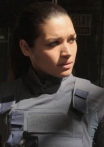 Kim Engelbrecht
as Noma Walker