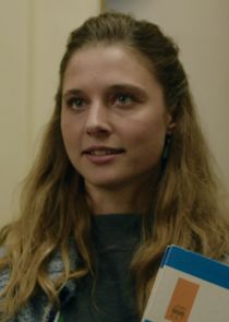 Svenja Jung
as Nicole Zangen