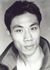 Tom Wu
as Daniel Tsui