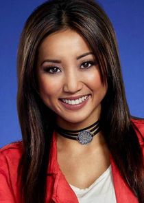 Brenda Song
as Veronica