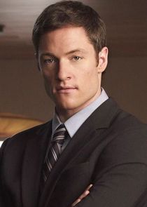 Tahmoh Penikett
as Paul Ballard