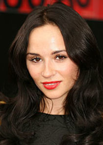 Emma Pierson
as Mrs Bridges