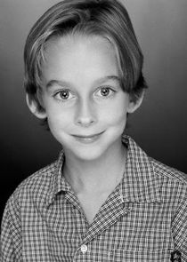Sawyer Sweeten
as Geoffrey Barone