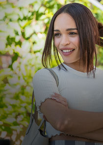Cleopatra Coleman
as Sadie
