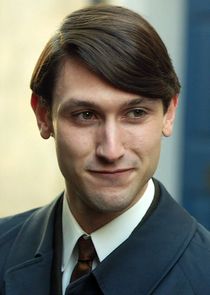 Lewis Peek
as DC George Fancy