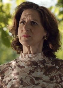 Abigail Thaw
as Dorothea Frazil