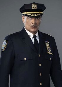 Jimmy Smits
as Chief John Suarez